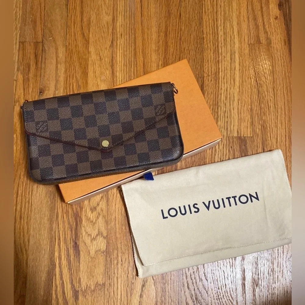 Louis Vuitton Felicie Pouchette - Picture 1 of 10